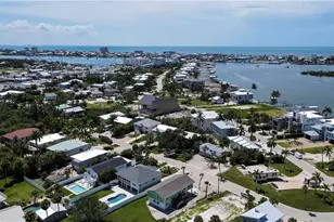 915 North St, Fort Myers Beach, FL 33931 - Photo 33