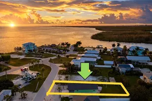 915 North St, Fort Myers Beach, FL 33931 - Photo 1