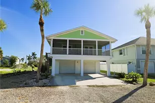 915 North St, Fort Myers Beach, FL 33931 - Photo 3