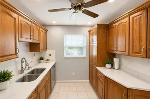 1356 Myerlee Country Club Blvd, Fort Myers, FL 33919 - Photo 5