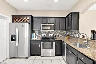 9977 Chiana Cir, Fort Myers, FL 33905 - Photo 3