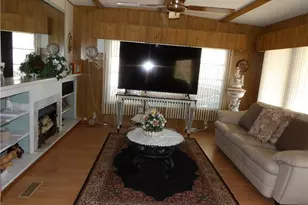 123 Flame Ln, North Fort Myers, FL 33917 - Photo 7