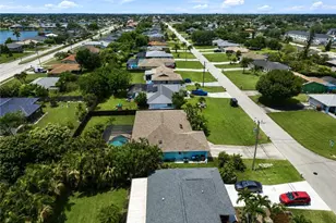 1114 NE Van Loon Ln, Cape Coral, FL 33909 - Photo 33