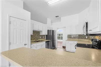 2810 NW 24th Ave, Cape Coral, FL 33993 - Photo 11