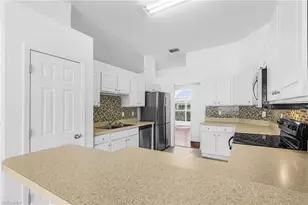 2810 NW 24th Ave, Cape Coral, FL 33993 - Photo 11