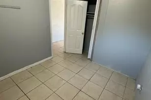 2640 St Charles St, Fort Myers, FL 33916 - Photo 9