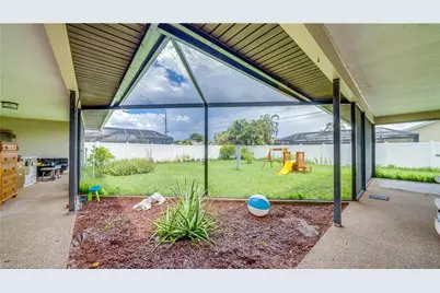 3609 SE 2nd Pl, Cape Coral, FL 33904 - Photo 27
