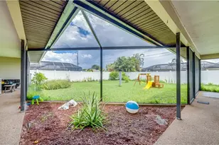 3609 SE 2nd Pl, Cape Coral, FL 33904 - Photo 27