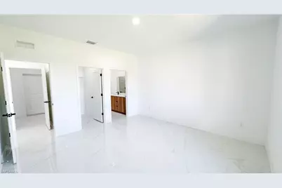 723 Bering Ave S, Lehigh Acres, FL 33974 - Photo 23