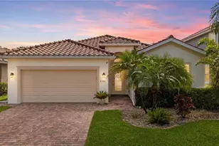 2390 Heydon Cir E, Naples, FL 34120 - Photo 1
