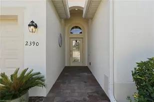 2390 Heydon Cir E, Naples, FL 34120 - Photo 3