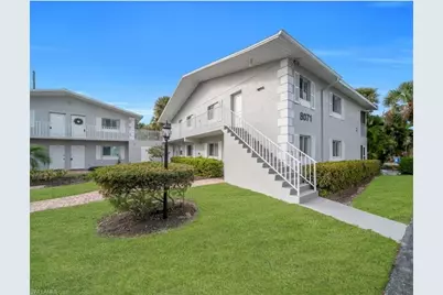 8071 Country Rd #206, Fort Myers, FL 33919 - Photo 3