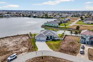 230 NE 18th St, Cape Coral, FL 33909 - Photo 45