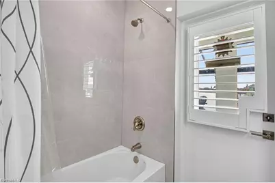 230 NE 18th St, Cape Coral, FL 33909 - Photo 23