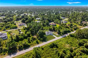 313 Laurel Ave, Lehigh Acres, FL 33974 - Photo 17