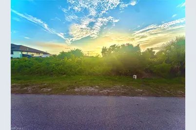 1015 Lee Ave, Lehigh Acres, FL 33972 - Photo 1