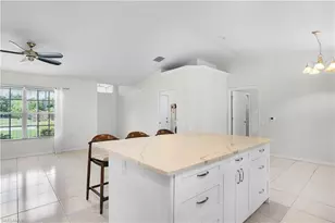 626 Retunda Pkwy W, Cape Coral, FL 33904 - Photo 17