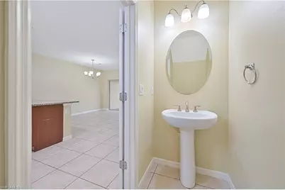 3739 Crofton Ct, Fort Myers, FL 33916 - Photo 9