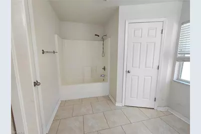 2013 NE 13th Pl, Cape Coral, FL 33909 - Photo 19