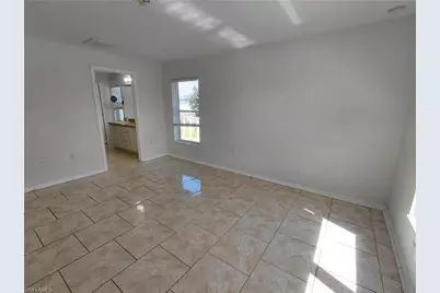 2013 NE 13th Pl, Cape Coral, FL 33909 - Photo 17