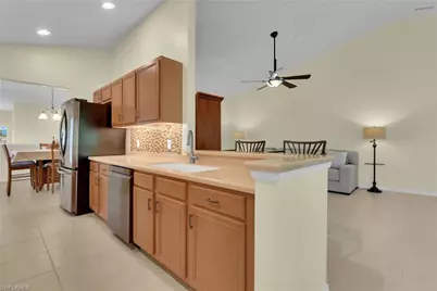 9048 Triangle Palm Ln #1101, Fort Myers, FL 33913 - Photo 7