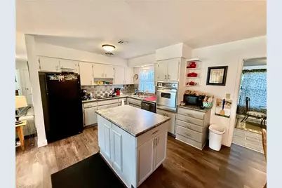 17 Kansas Rd, Lehigh Acres, FL 33936 - Photo 13