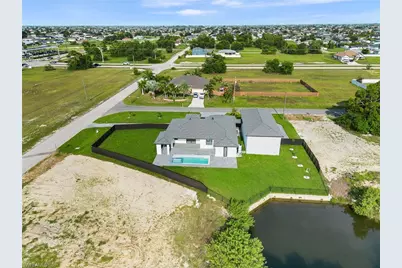 1618 NW 15th Ter, Cape Coral, FL 33993 - Photo 35