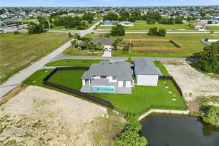1618 NW 15th Terrace, Cape Coral, FL 33993 - Photo 35