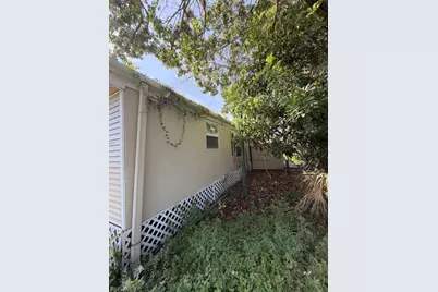 2074 Flowers Dr, Fort Myers, FL 33907 - Photo 11