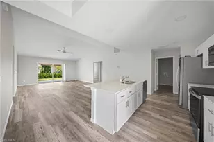 202 NW 25th Pl, Cape Coral, FL 33993 - Photo 5