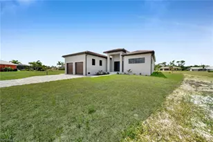 17456 Cayo Ln, Punta Gorda, FL 33055 - Photo 3