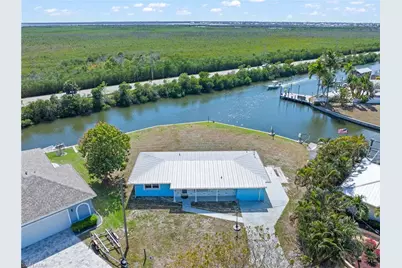 12065 Boat Shell Dr, Matlacha Isles, FL 33991 - Photo 23