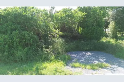 620 N Live Oak St, Clewiston, FL 33440 - Photo 1