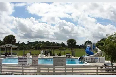 620 N Live Oak St, Clewiston, FL 33440 - Photo 11