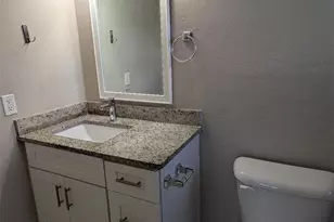 3715 SE 9th Pl, Cape Coral, FL 33904 - Photo 5