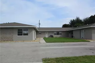 3715 SE 9th Pl, Cape Coral, FL 33904 - Photo 11