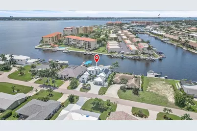 1918 SE 40th St, Cape Coral, FL 33904 - Photo 47