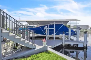 1918 SE 40th St, Cape Coral, FL 33904 - Photo 41
