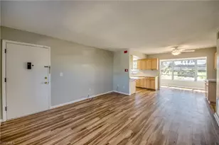 7019 Cedarhurst Dr, Fort Myers, FL 33919 - Photo 21