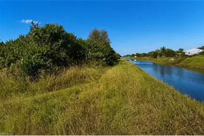 1504 Paula Ave S, Lehigh Acres, FL 33976 - Photo 1