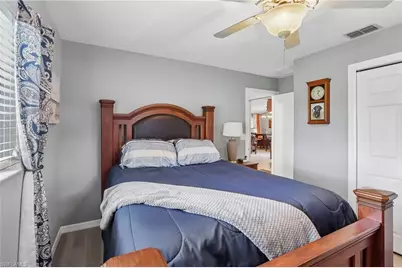 19906 Lake Vista Cir, Lehigh Acres, FL 33936 - Photo 19