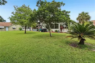 19906 Lake Vista Cir, Lehigh Acres, FL 33936 - Photo 27