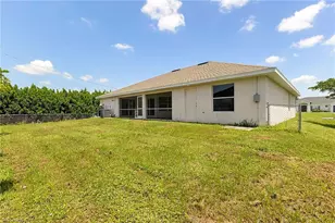 1920 NE 20th Pl, Cape Coral, FL 33909 - Photo 9