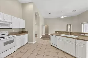 1920 NE 20th Pl, Cape Coral, FL 33909 - Photo 21