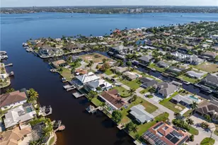 1122 Lucerne Ave, Cape Coral, FL 33904 - Photo 49