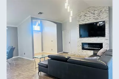 1906 SW 15th Pl, Cape Coral, FL 33991 - Photo 15