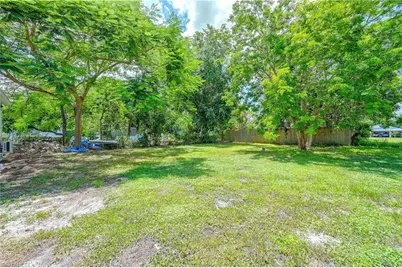 26900 N Riverside Dr, Bonita Springs, FL 34135 - Photo 21
