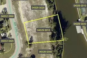 2305 NW 33rd Pl, Cape Coral, FL 33993 - Photo 1