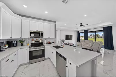 2431 Tropicana Pkwy W, Cape Coral, FL 33993 - Photo 11