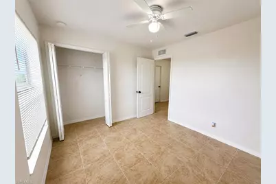918 Marilyn Ave S, Lehigh Acres, FL 33974 - Photo 15